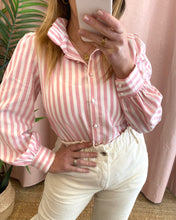 Carregar imagem no visualizador da galeria, Camisa riscas rosa
