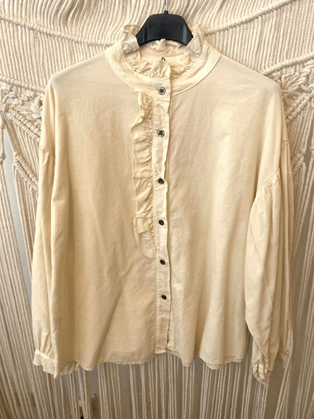 Camisa bombazina folhinho pérola
