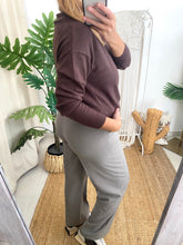 Carregar imagem no visualizador da galeria, Cardigan Viril V castanho Vila
