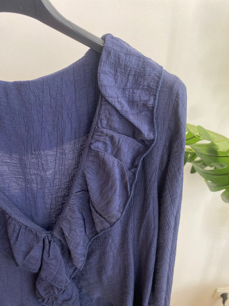Blusa folho crepe marinho