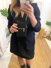 Carregar imagem no visualizador da galeria, Bolsa para telemóvel preto brilho MORGAN
