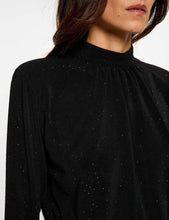 Carregar imagem no visualizador da galeria, Blusa Morgan brilho preto
