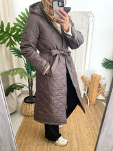 Carregar imagem no visualizador da galeria, Parka Vikante toupe Vila
