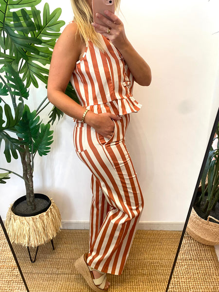 Conjunto blusa e calças riscas telha