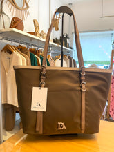 Carregar imagem no visualizador da galeria, Shopper nylon castanho Don Algodon
