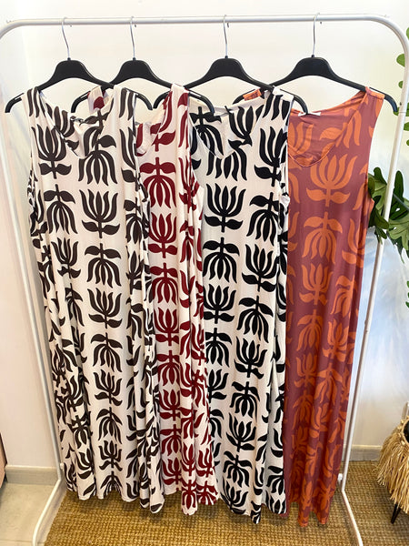 Vestido comprido malha fria estampa túlipas