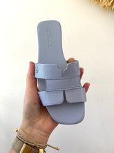 Carregar imagem no visualizador da galeria, Chinelo azul bebé Ruika
