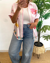 Carregar imagem no visualizador da galeria, Camisa riscas rosa Fresh

