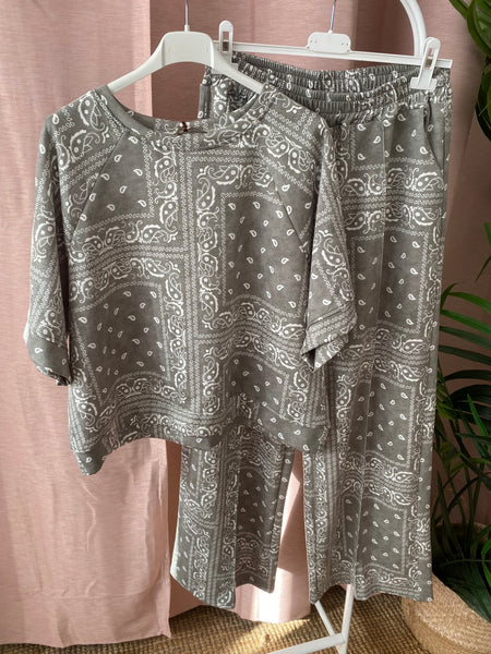 Camisola cornucópias kaki