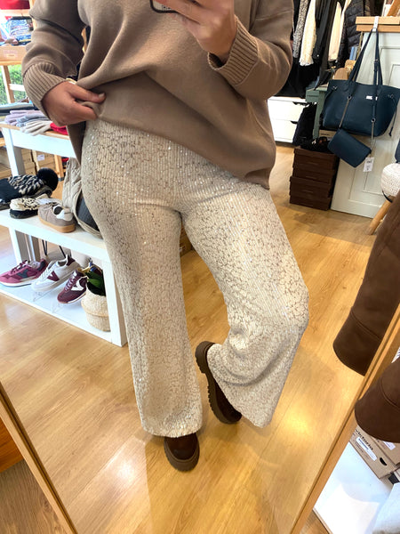 Calças de lantejoulas pérola