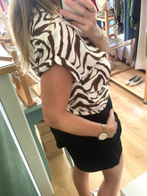 Carregar imagem no visualizador da galeria, Camisa zebra castanho
