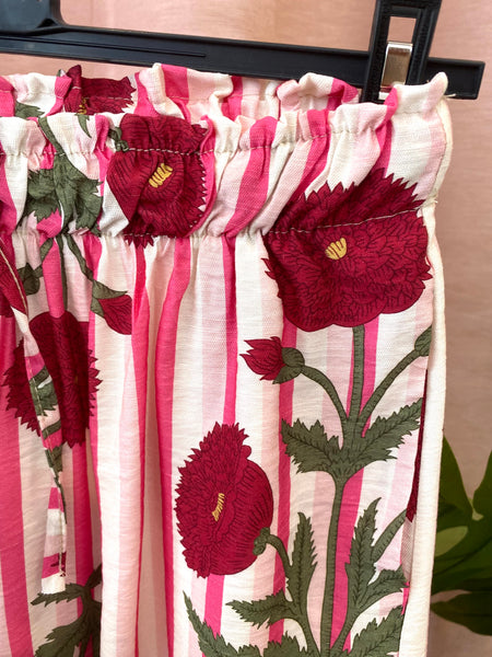 Calças pantalonas estampa botânica rosa