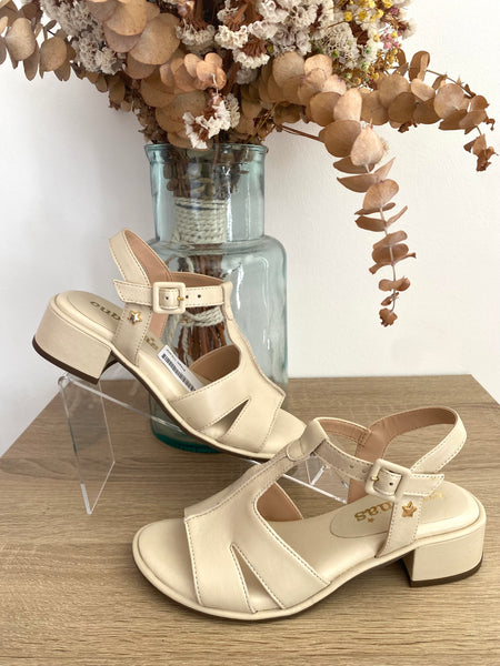 Sandália Dalila beje Cubanas