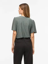 Carregar imagem no visualizador da galeria, Blusa Vila Vibelli kaki
