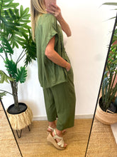 Carregar imagem no visualizador da galeria, Camisa oversize Gioya
