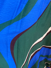 Carregar imagem no visualizador da galeria, Vestido estampa ondas azul
