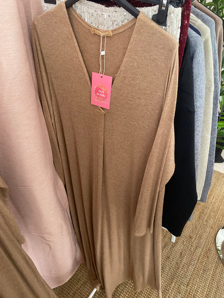 Vestido de malha beje