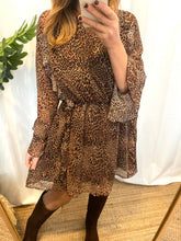 Carregar imagem no visualizador da galeria, Vestido Morgan animal print
