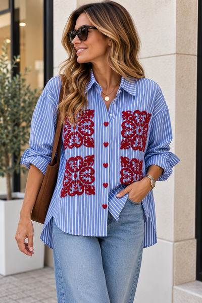 Camisa túnica azul riscas e bordados