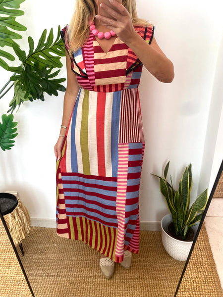 Vestido multiriscas folho rosa