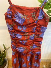 Carregar imagem no visualizador da galeria, Vestido Salamanca estampa flores bordeaux
