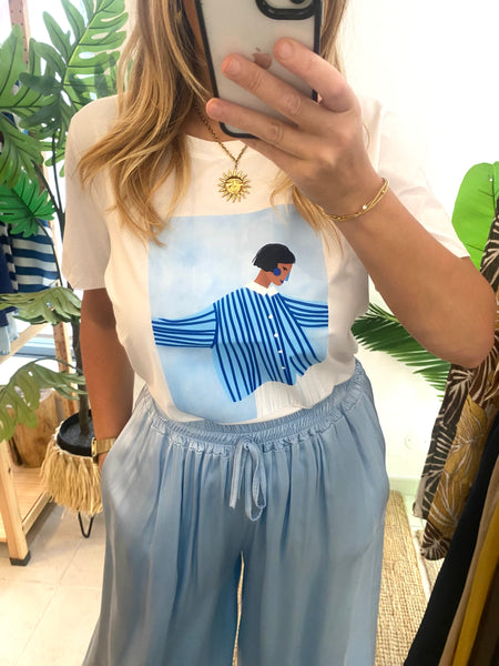 T-shirt branca blue girl