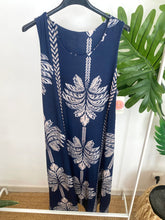 Carregar imagem no visualizador da galeria, Vestido comprido malha fria palmeiras azul marinho
