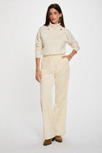 Carregar imagem no visualizador da galeria, Camisola de malha gola Morgan
