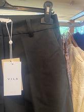 Carregar imagem no visualizador da galeria, Calça Visiffe preto Vila
