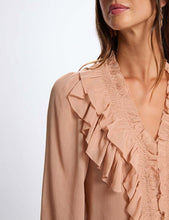 Carregar imagem no visualizador da galeria, Blusa folhos pêssego MORGAN
