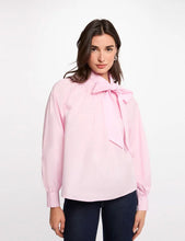 Carregar imagem no visualizador da galeria, Camisa Morgan rosa de laçada
