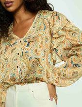 Carregar imagem no visualizador da galeria, Blusa Morgan cornucópias
