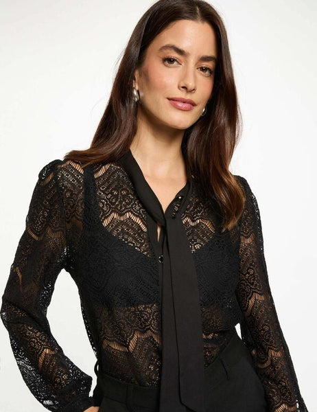 Camisola rendada laçada preto Morgan