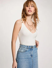 Carregar imagem no visualizador da galeria, Top Morgan canelado branco
