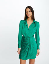 Carregar imagem no visualizador da galeria, Vestido camisa verde MORGAN
