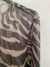 Carregar imagem no visualizador da galeria, Camisola tule zebra preto
