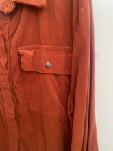 Carregar imagem no visualizador da galeria, Camisa bombazina tijolo
