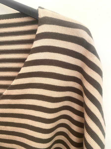 Camisola de malha riscas decote V kaki